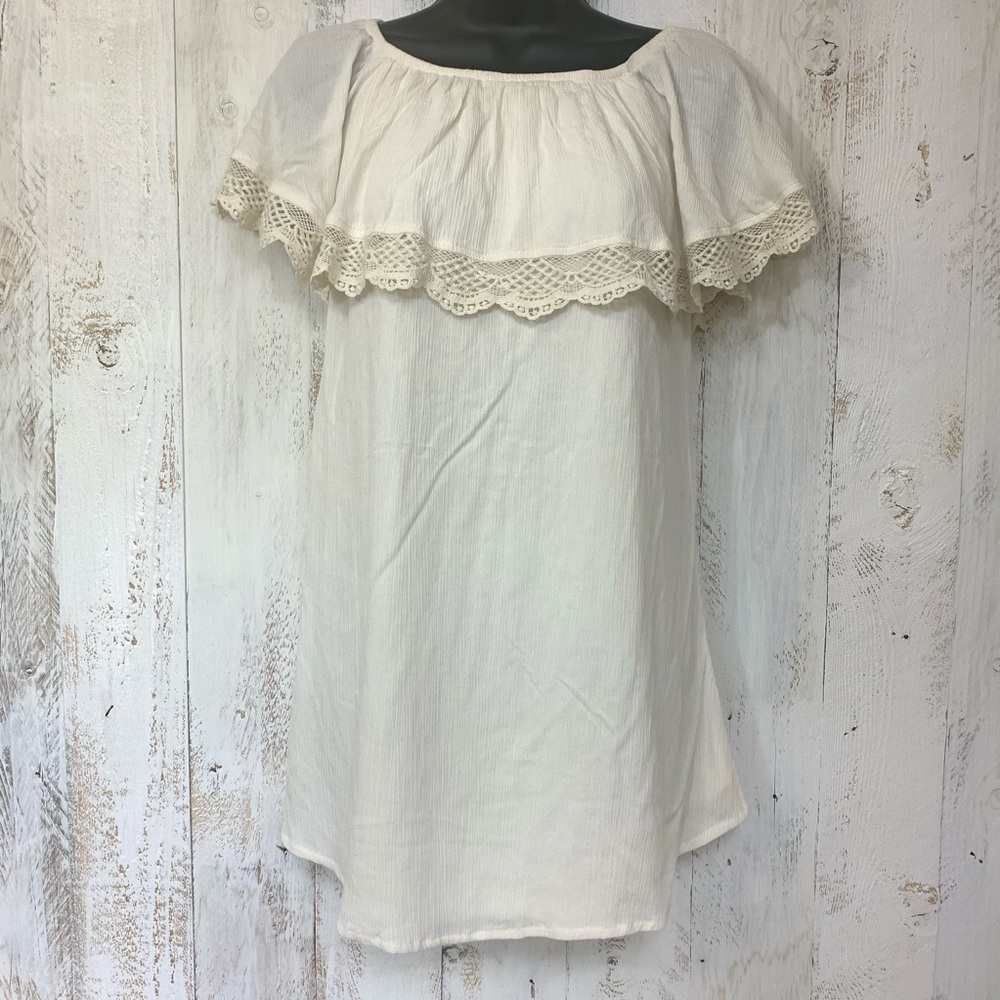 Rue 21 Ivory Off The Shoulder Top Shirt Lace Trim